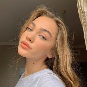 Meet your Posher, Stassi